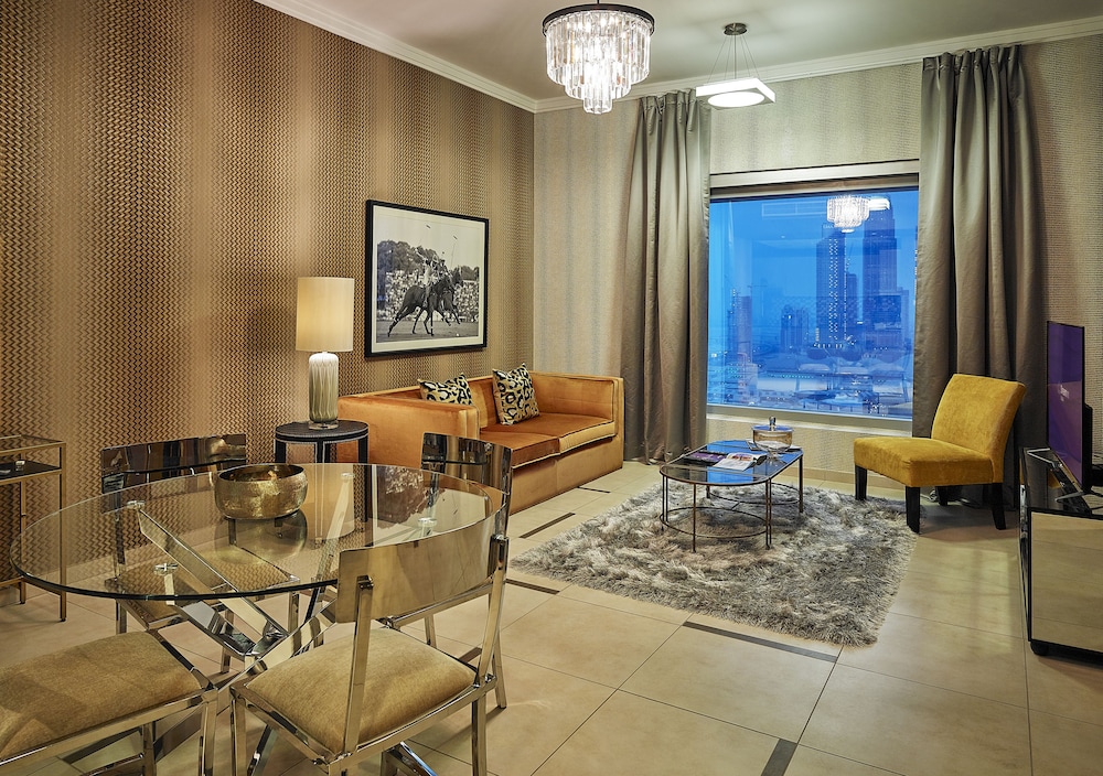 Dream Inn 48 Burj Gate Skyline View
